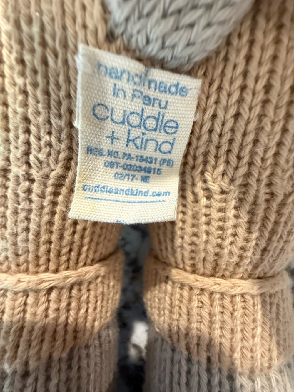Cuddle + Kind, 20 inch Noah the Dog - Picture 9 of 10